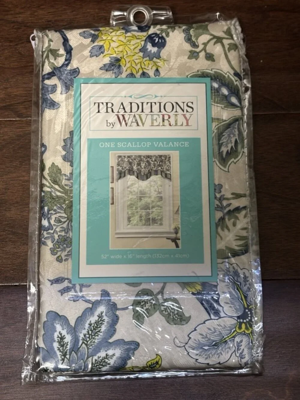 Traditions by Waverly Navarra Antique Scallop Valance Rod Pocket 52